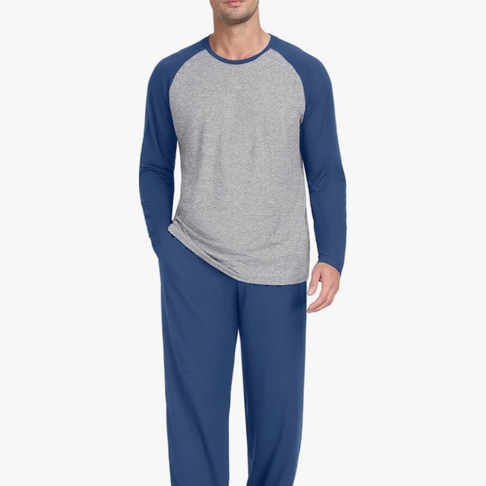 Amazon Men's Blue and Gray Pajama Set